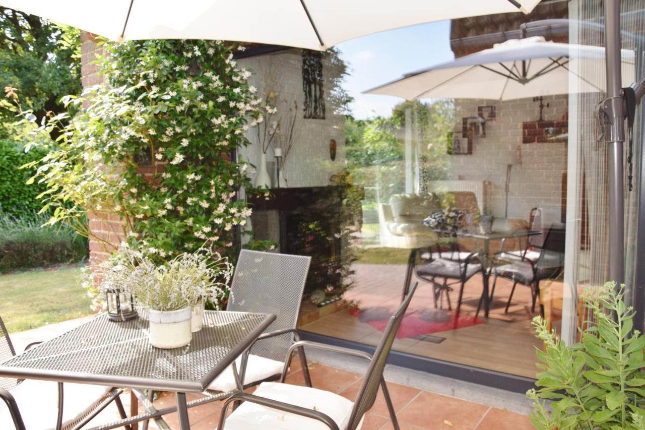 Bed and Breakfast Les Chambourlettes Mons Exteriér fotografie
